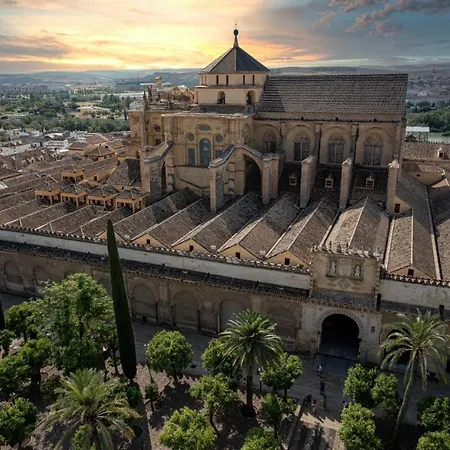 Centro Azahar Ii